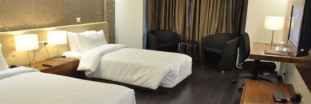 FabHotel Prime Sage Neu-Delhi Exterior foto